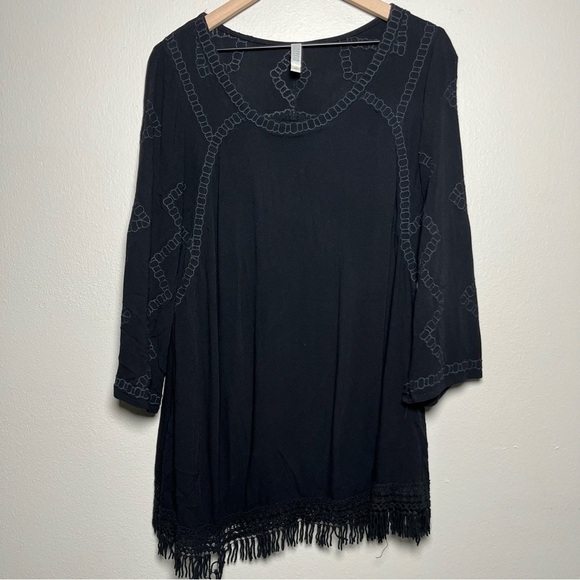 Monoreno Anthropologie Women Tunic Top Embroidered Frayed‎ Hem Witchy Boho - Picture 1 of 8